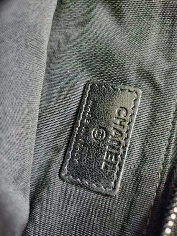 CHANEL WALLET - Image 3