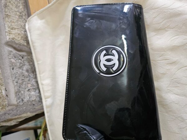 CHANEL WALLET - Image 3