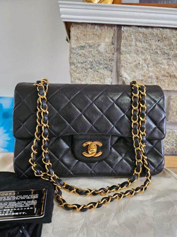 VINTAGE CHANEL CLASSIC DOUBLE FLAP IN SMALL - Image 5