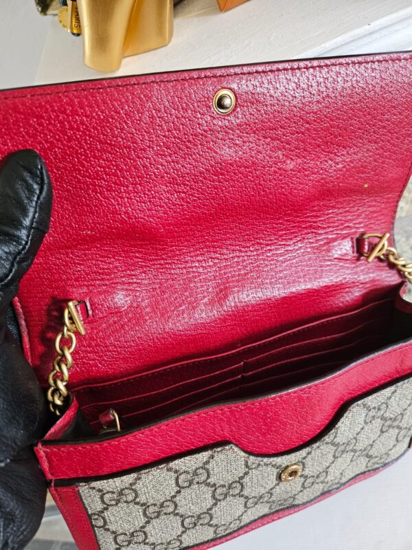 GUCCI QUEEN MARGARET CHAIN WALLET GG - Image 10